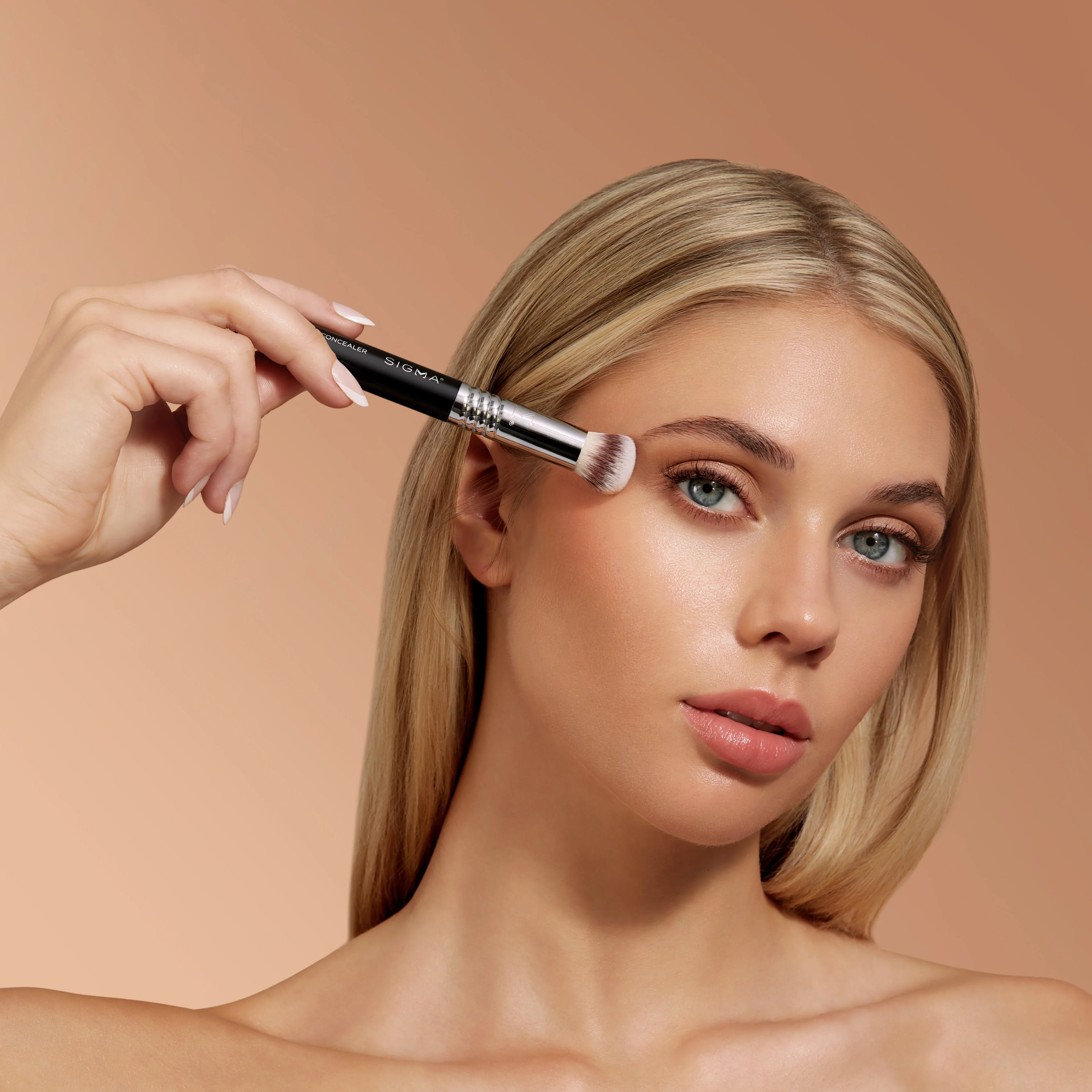 F26 Domed Concealer Brush - Image 6
