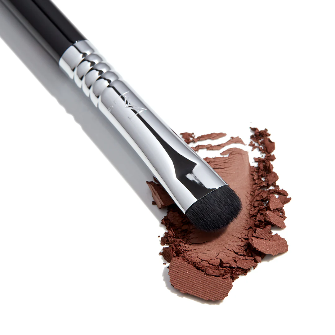 Perfect Blend Eye Brush Set - Image 7